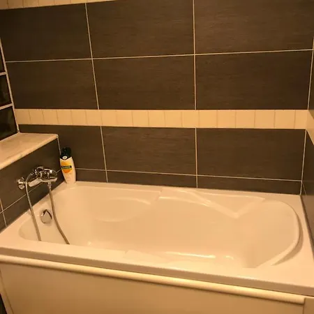Apartament Giordano Bruno Nr 68 *