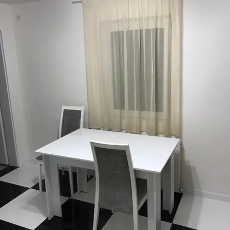 Apartment Giordano Bruno Nr 68 *